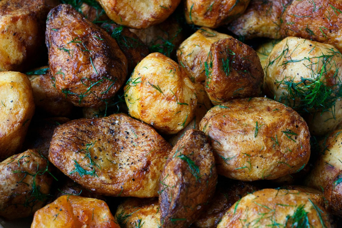Braised Potatoes with Garlic and Bay Leaves